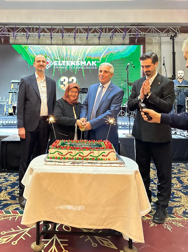 Elteksmak Textile Machinery Celebrates 32 Years of Leadership in Textile Machinery with Employees