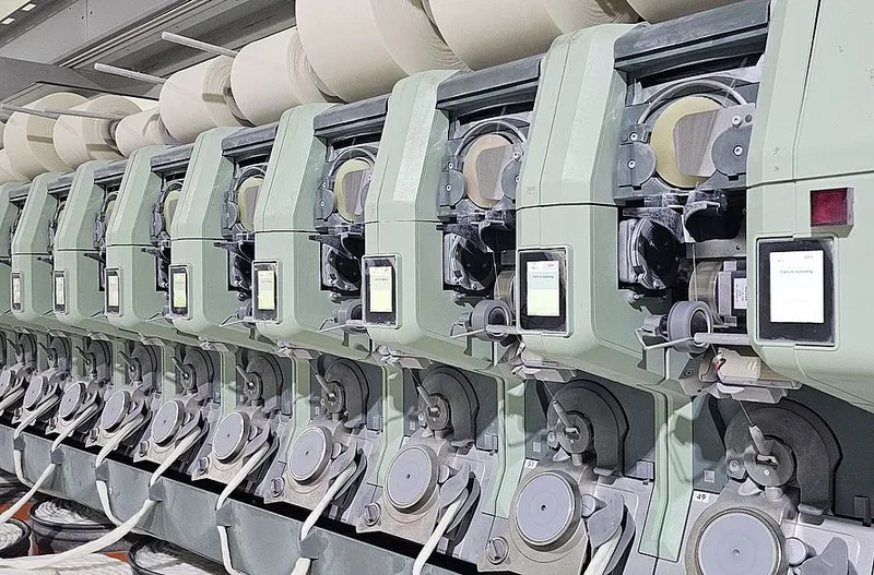 Convincing customer results with rotor spinning machine R 70