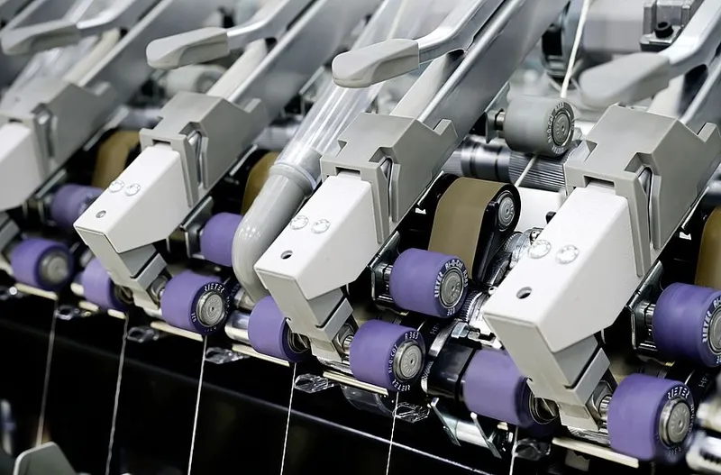 The universal compacting solution COMPACT4